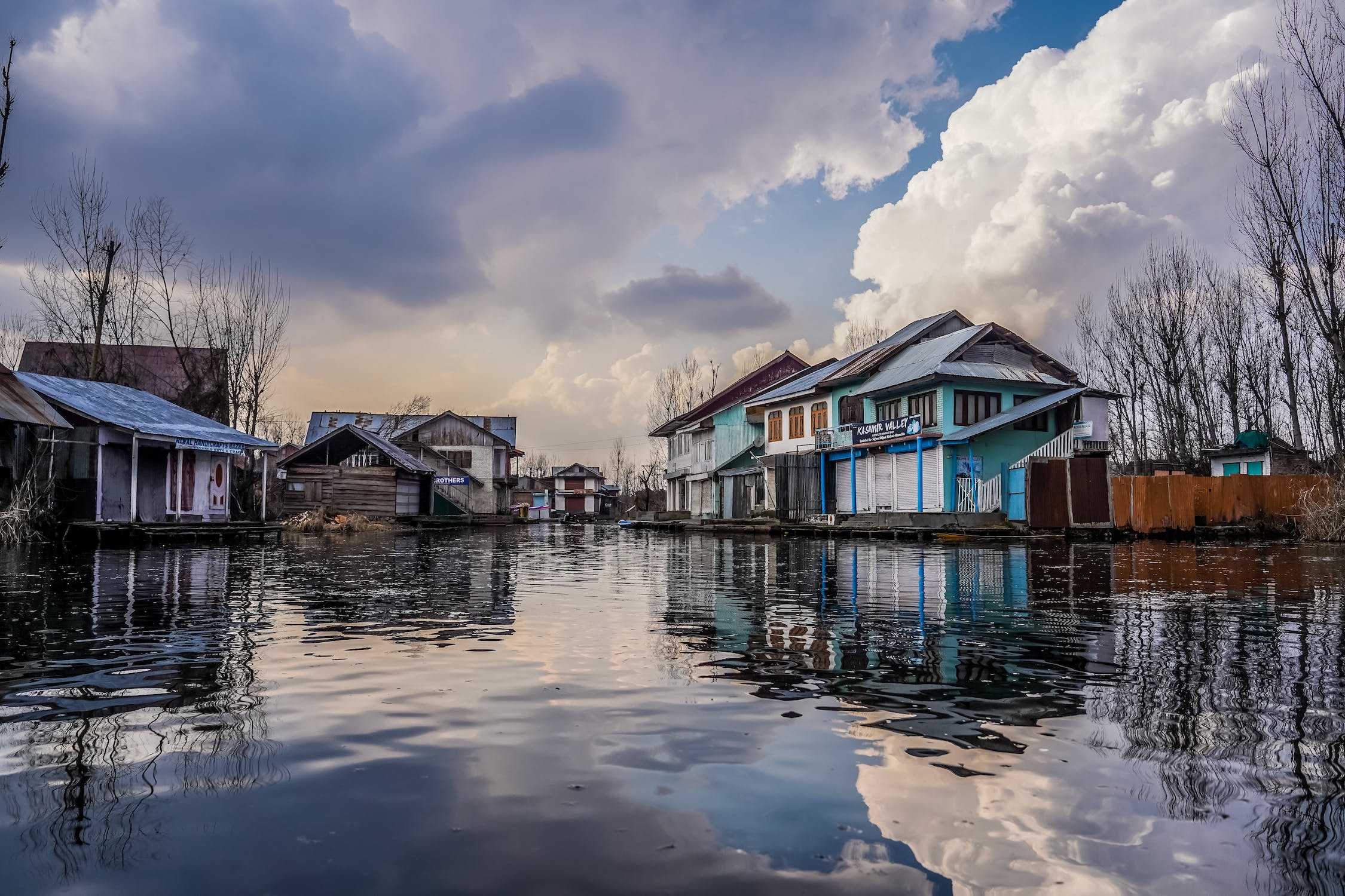 Kashmir Explore