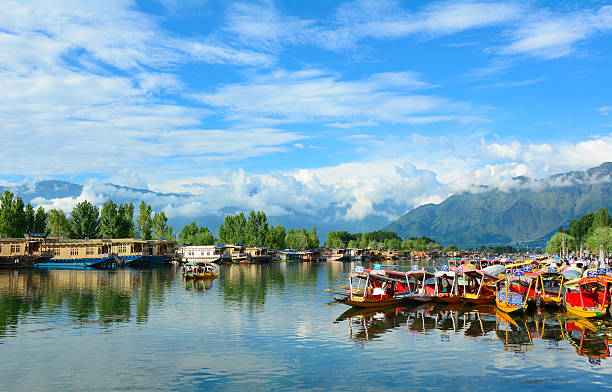 Explore Kashmir With Us 3* 5night 6days No Of Pax 6