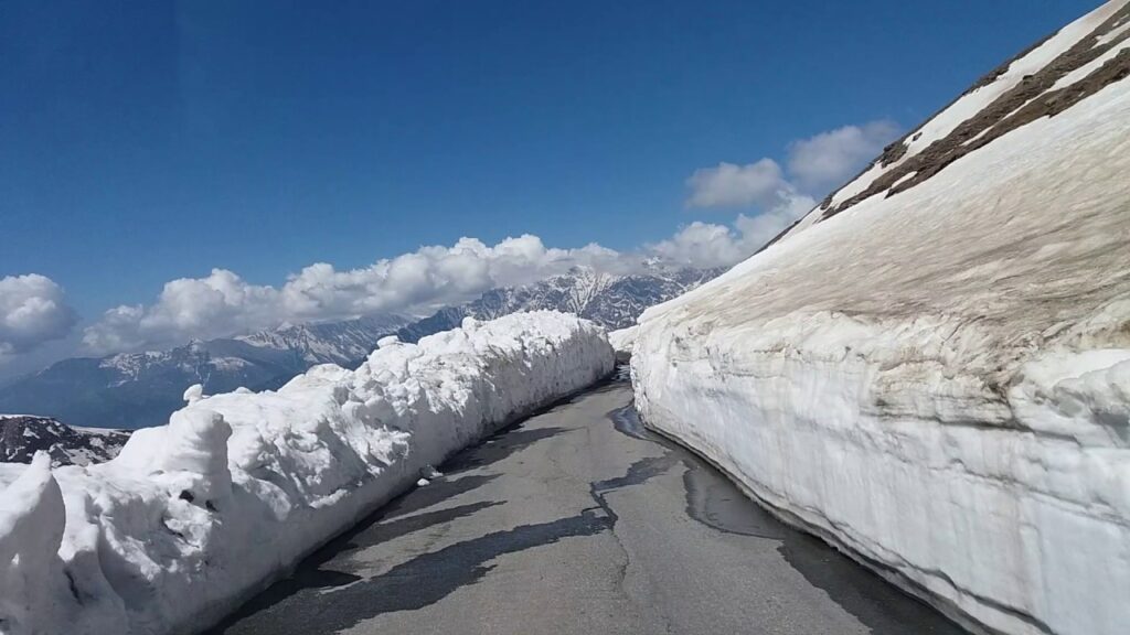 Rohtang Pass (Manali)