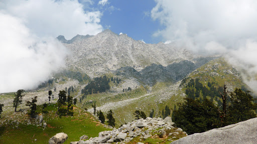 Lahesh Caves: Explore The High-Altitude Tourist Places