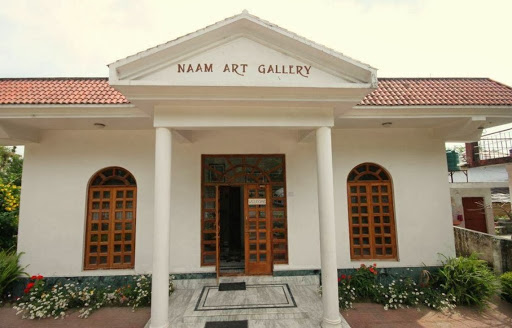  Naam Art Gallery: Admire The Artworks