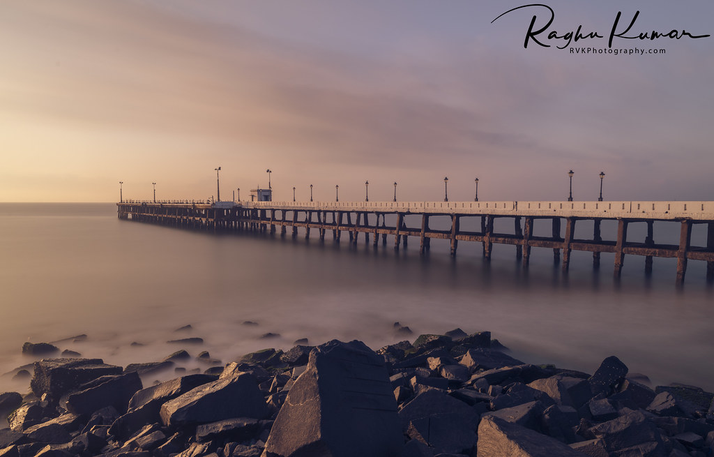 Experience the superb sunrise and birdwatching at Ousteri Lake