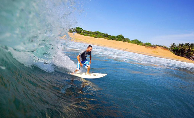  Surfing at Arugam Bay