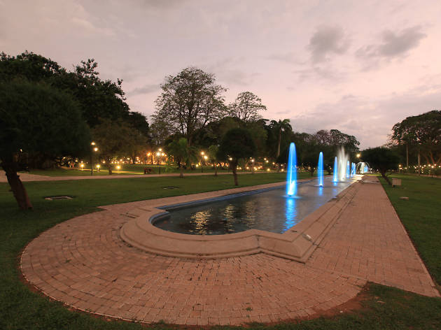 Viharamahadevi Park, Colombo