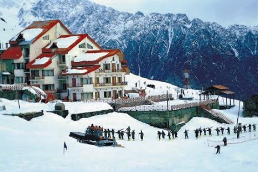. Auli – Skiing Resort