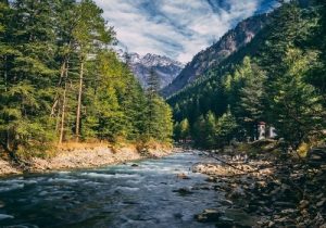7 Rivers In Himachal Pradesh That Will Make Your Sightseeing Experience More Epic