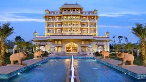 Top 10 best lavish lodgings in India