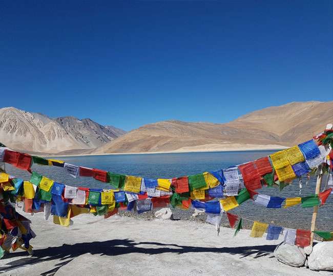 Envision Your Romantic Meet-up Here: Pangong Tso, Ladakh