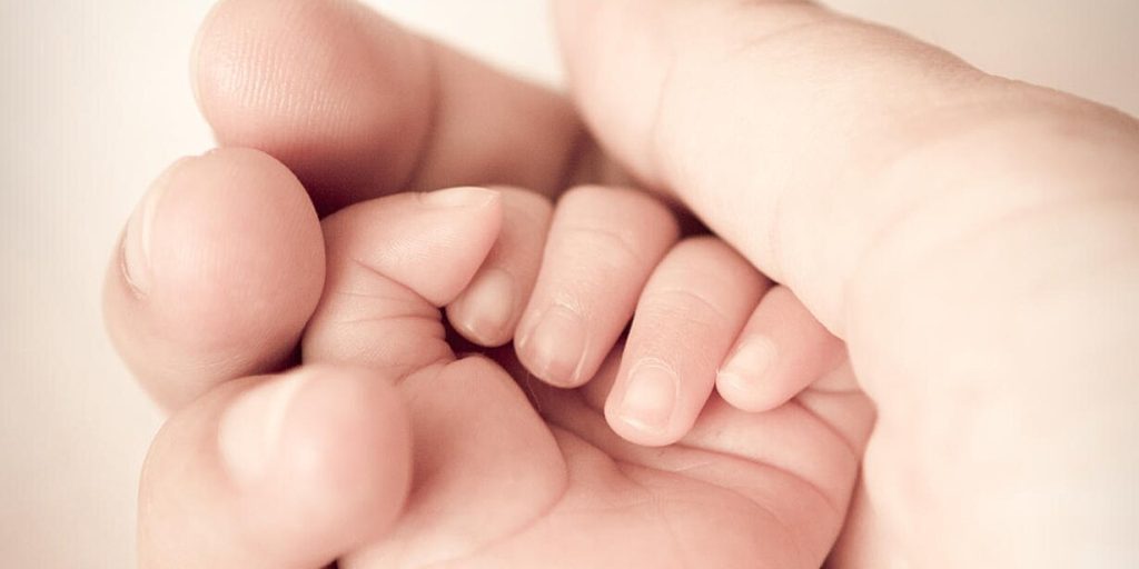 8. Keep your child clasped.