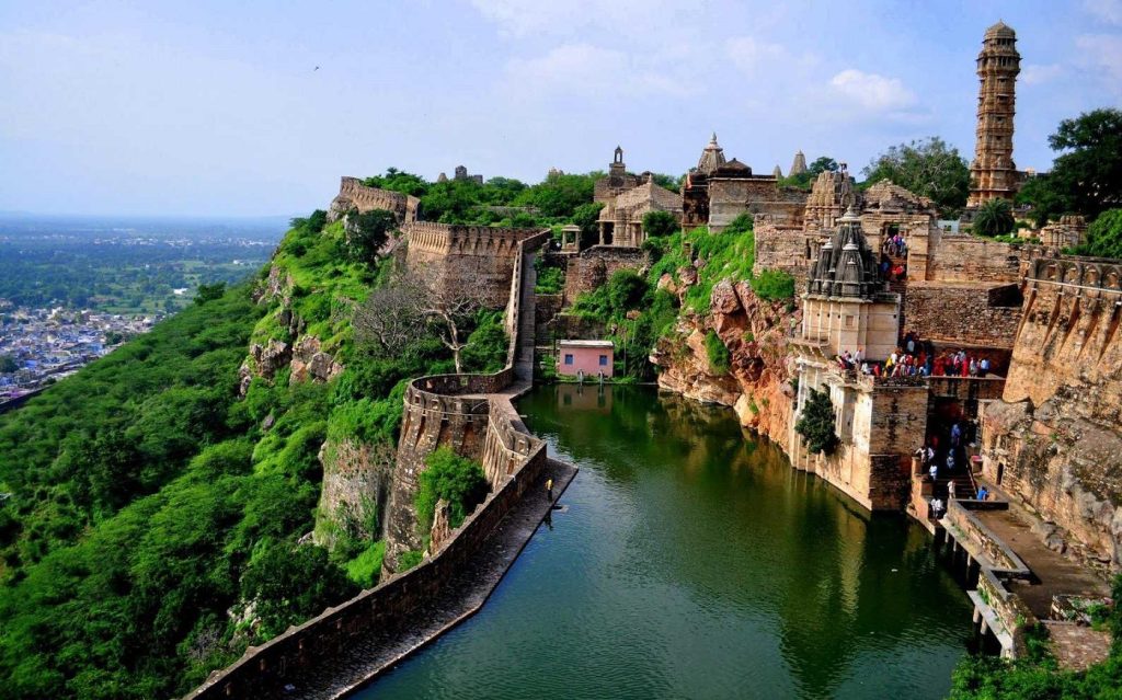 Watch The Sunset With Your Special Someone: Chittorgarh Fort, Rajasthan