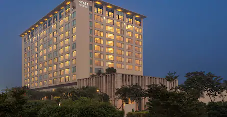 36. Agra: Couples' Getaway