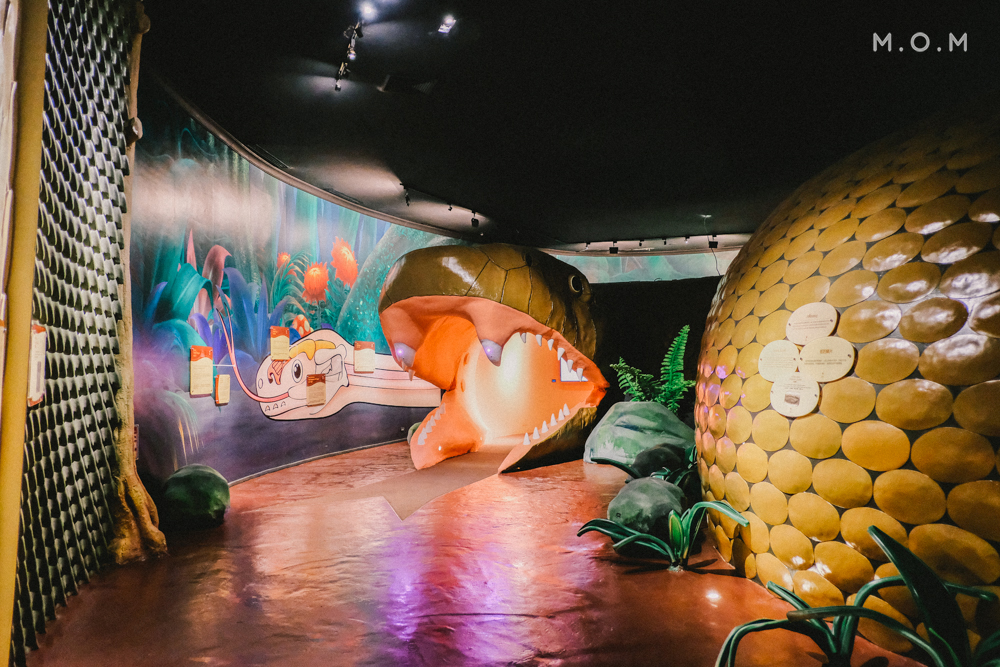 . Siam Serpentarium: An Interactive Snake Museum