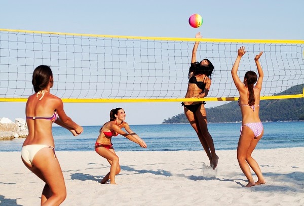 7. Sporting Club Beach